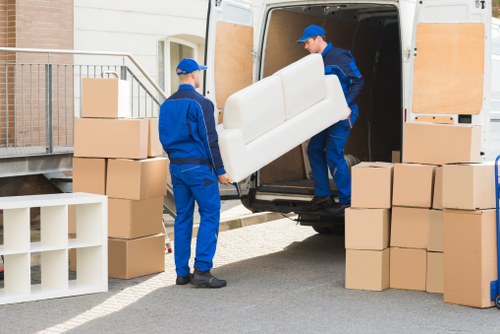 Moving van pricing for a local Watford house move